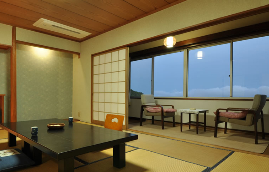 一般客室の室内画像